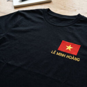 Áo Thun Thêu Cờ Việt Nam Và Thêu Tên Bạn 4