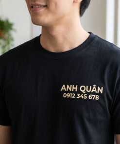 Thêu Tên và Số Điện Thoại Lên Ngực Trái Áo 1