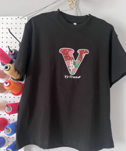 Mẫu Áo Thêu Chữ V - Thêu Chữ Cái Theo Yêu Cầu 4