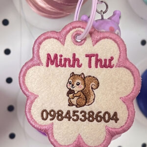 Name Tag Thêu tên Bé Minh Thư
