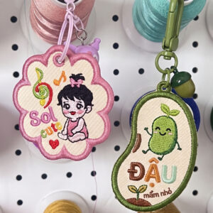 Name Tag Thêu Tên Bé Đậu, Hình Hạt Đậu