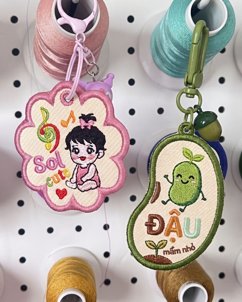 Name Tag Thêu Tên Bé Đậu, Hình Hạt Đậu