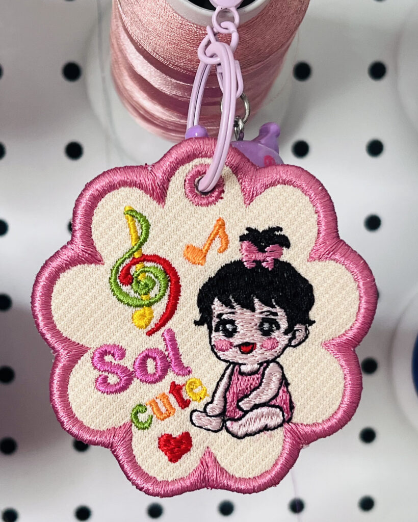 Name Tag Thêu Tên Theo Yêu Cầu, Móc Khóa Thêu Tên Gắn Balo Cho Bé Đi Học