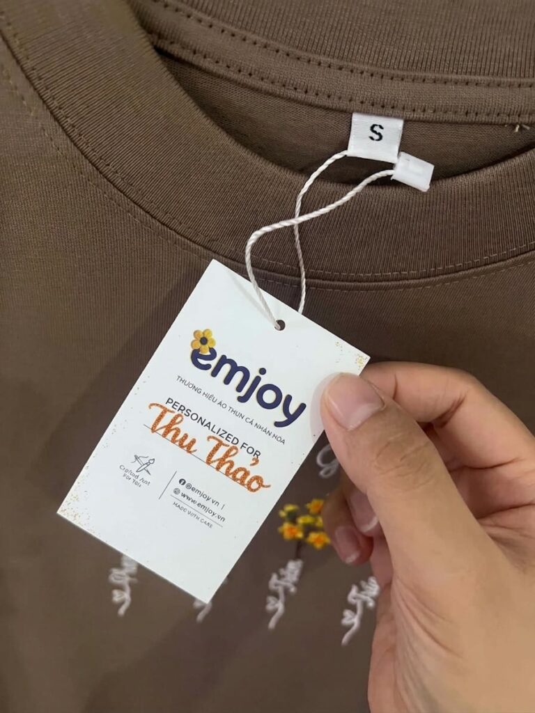 Áo Thêu Tên Gia Đình, Thêu Tên Theo Yêu Cầu, Áo Thêu Khu Vườn Của Bạn 1